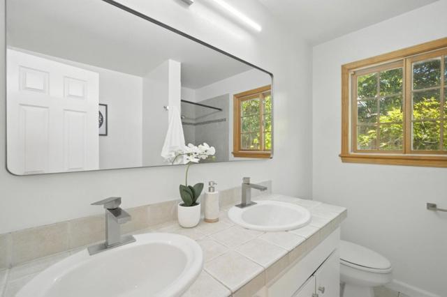 550 El Capitan Drive, Danville CA: https://media.crmls.org/mediaz/5f358dc0-a584-456c-8c0c-57e28f06b676.jpg