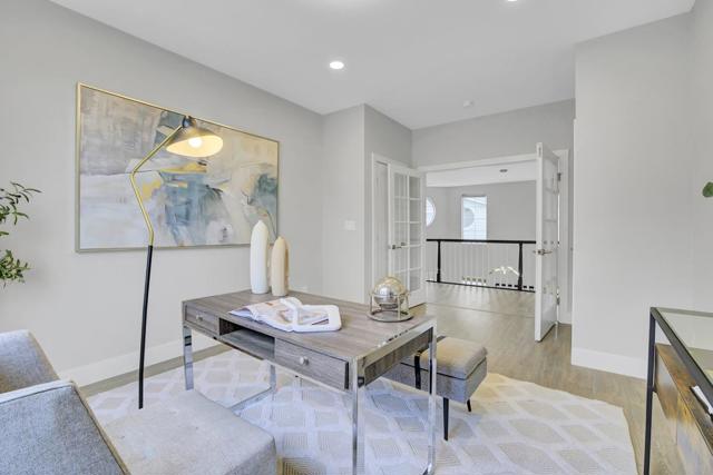 998 Governors Bay Drive, Redwood City CA: https://media.crmls.org/mediaz/5f3711e9-e553-4f46-80c8-d330ef819ac3.jpg