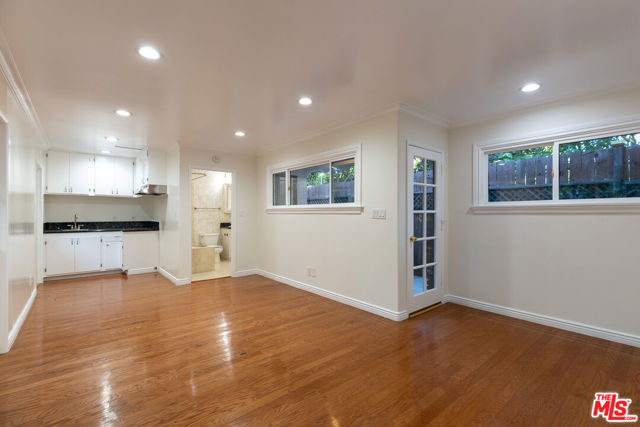 11145 W SUNSET Boulevard, Los Angeles CA: https://media.crmls.org/mediaz/5f374cc4-98b9-4c3a-9425-28b1377ff7ad.jpg