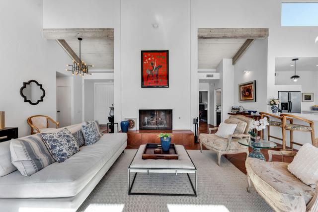 511 Desert West Drive, Rancho Mirage CA: https://media.crmls.org/mediaz/5f38144a-3be4-4665-b5e6-b52b9cd64fc4.jpg