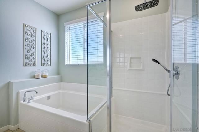 2056 Callisto Terrace, Chula Vista CA: https://media.crmls.org/mediaz/5f3a16b0-2fa9-4884-b590-26c589cb5595.jpg