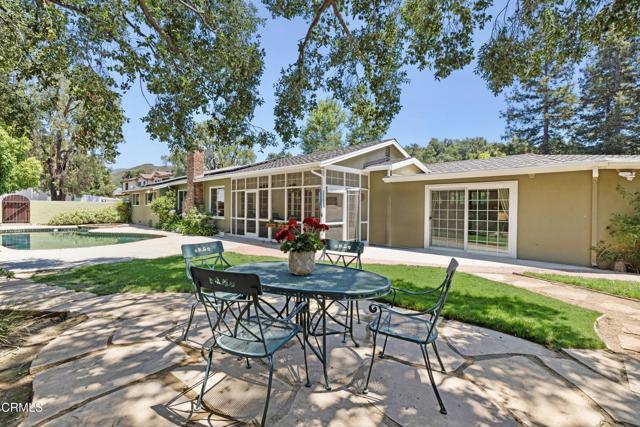 2547 Stokes Canyon Road, Calabasas CA: https://media.crmls.org/mediaz/5f3a2eef-2f2d-4413-8999-14ea7f170caf.jpg