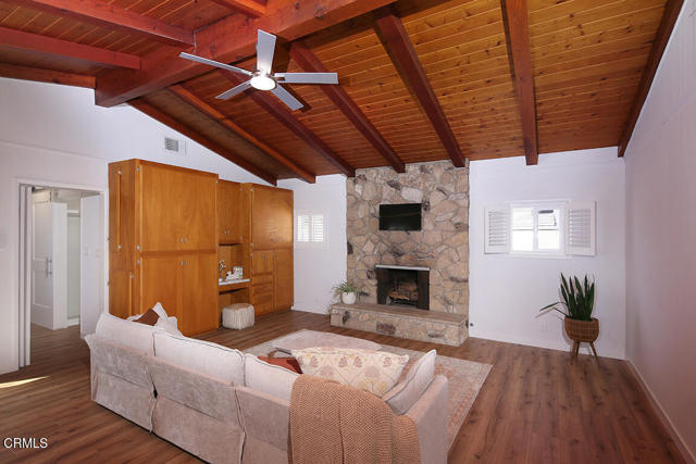 Detail Gallery Image 7 of 34 For 5712 Glady St, South Gate,  CA 90280 - 3 Beds | 2 Baths