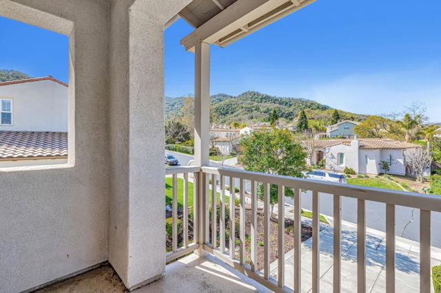 2645 Muirfield Way, Gilroy CA: https://media.crmls.org/mediaz/5f3af0f8-12c8-4ff6-ba3d-ec69520a774c.jpg