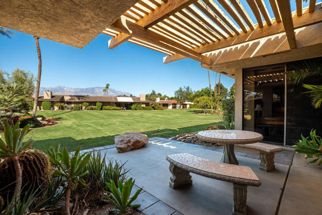 9 Swarthmore Court, Rancho Mirage, CA 92270