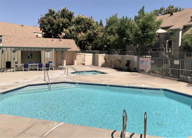 1068 Summerplace Drive, San Jose CA: https://media.crmls.org/mediaz/5f3e09e7-8ce3-4e40-ad1a-9a4f4ac26f94.jpg
