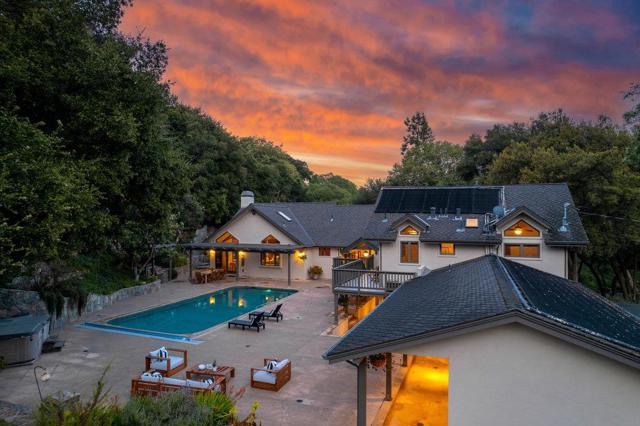 14205 Shannon Road, Los Gatos CA: https://media.crmls.org/mediaz/5f3e6dc4-4c9a-484a-80c7-ce424e37e117.jpg