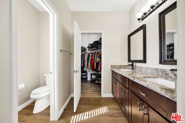 28955 Oak Spring Canyon Road, Canyon Country CA: https://media.crmls.org/mediaz/5f3e7c9c-9c08-44ec-ac1a-e4a0895a8204.jpg