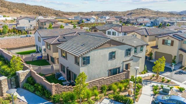 29566 Nini Ct, Winchester CA: https://media.crmls.org/mediaz/5f3ec77f-15b3-4bd2-9d70-1e92b91973be.jpg