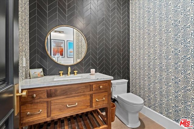 4105 Bellingham Avenue, Studio City CA: https://media.crmls.org/mediaz/5f3fefc8-f1f8-4433-bbdc-6b30fd131522.jpg