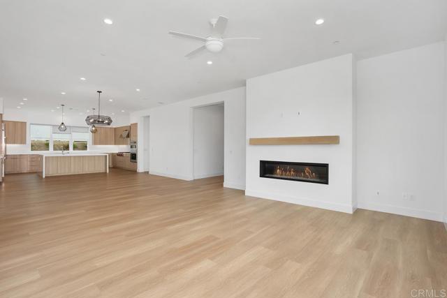 1219 Stonemark place, Vista CA: https://media.crmls.org/mediaz/5f42bd9e-4b88-42b0-bdc9-d02d5a8f261e.jpg
