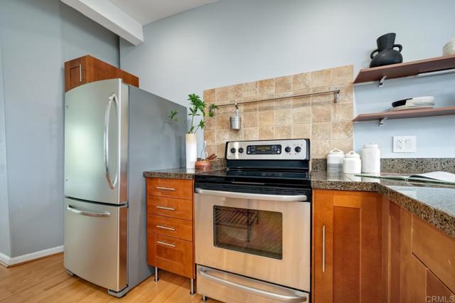 Detail Gallery Image 12 of 63 For 2319 Caringa Way #58,  Carlsbad,  CA 92009 - 2 Beds | 2/1 Baths