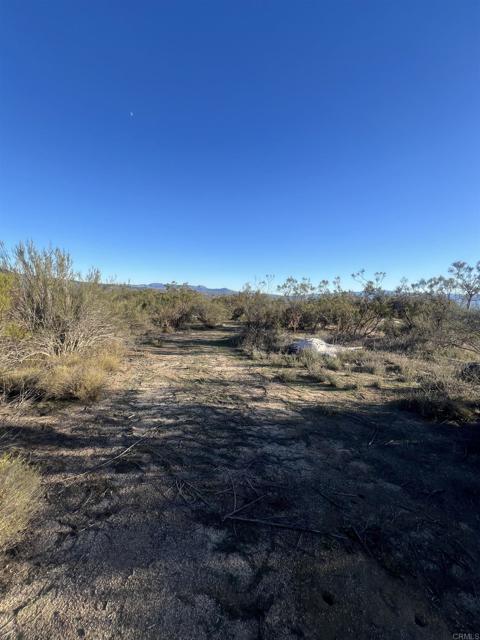 Detail Gallery Image 3 of 9 For 1 Overton, Hemet,  CA 92544 - – Beds | – Baths