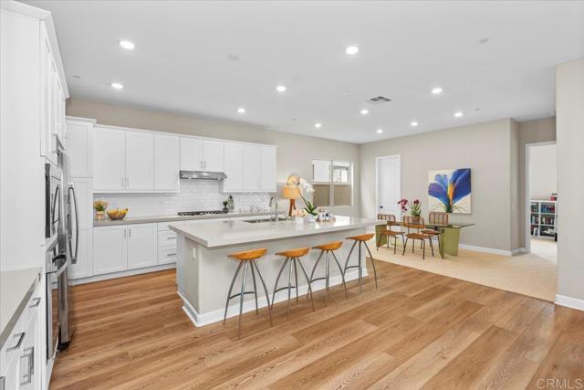 Detail Gallery Image 12 of 42 For 597 Middlebrook Rd, San Marcos,  CA 92078 - 5 Beds | 4/1 Baths