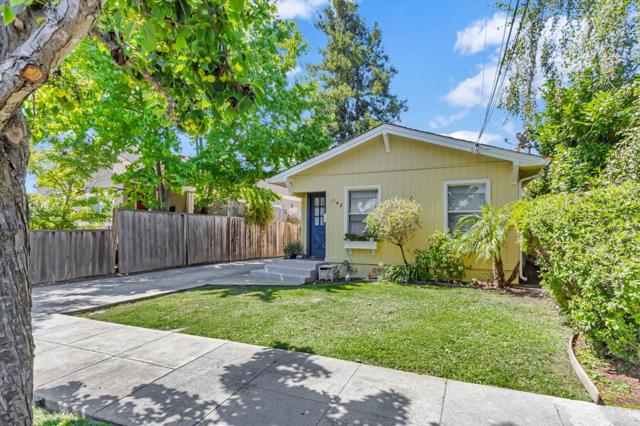 1148 Saint Francis Street, Redwood City CA: https://media.crmls.org/mediaz/5f46481c-be90-45e9-ac41-39b64ce068e1.jpg