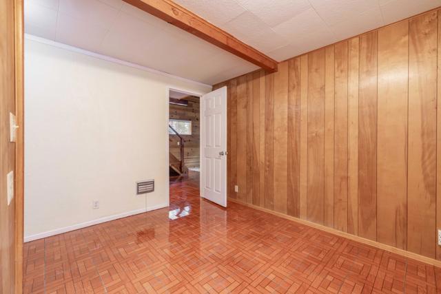 605 Elysian Boulevard, Big Bear CA: https://media.crmls.org/mediaz/5f47cd21-fa8d-486f-91ea-6baed47fdbc1.jpg