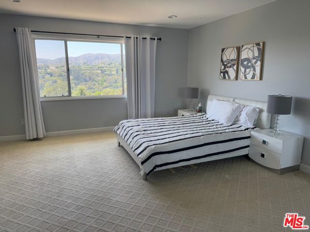 Drew Fenton | 911 TEAKWOOD Road Los Angeles CA | MLS: 7347520