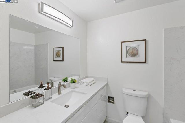 32948 Soquel St, Union City CA: https://media.crmls.org/mediaz/5f49504a-099f-4a41-ad84-8e772cbba1e8.jpg