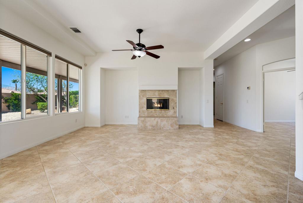 MLS #219133361DA img 16