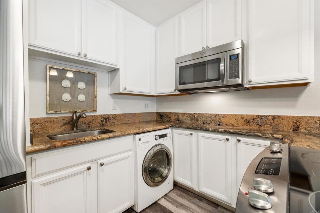 1645 Emerald - photo 13