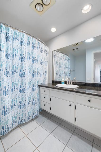 3685 Vista Campana N, Oceanside CA: https://media.crmls.org/mediaz/5f4a7d78-045a-4d1d-a6f0-587b72757900.jpg