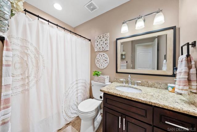 10263 Avenida Real, Lakeside CA: https://media.crmls.org/mediaz/5f4b809f-9065-4b78-b22a-1407c364447f.jpg