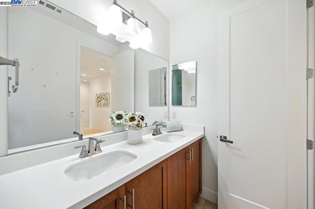 2100 Carbondale, Dublin CA: https://media.crmls.org/mediaz/5f4b97b0-2587-4896-8ab8-0ff0013e4bc5.jpg