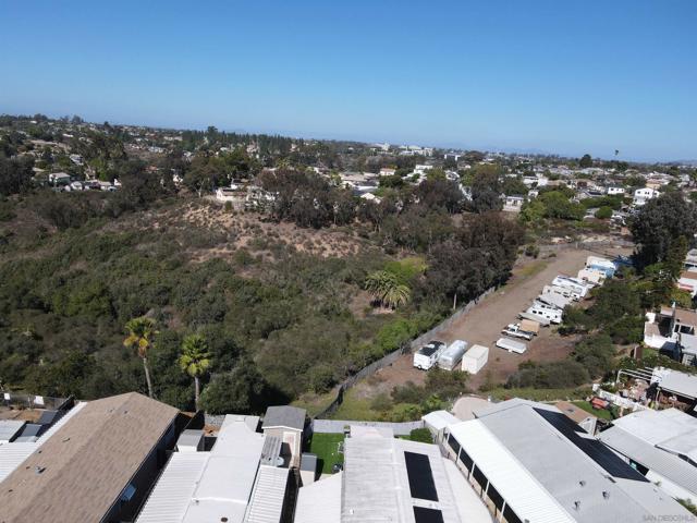 2750 WheatStone, San Diego CA: https://media.crmls.org/mediaz/5f4c00cb-f06c-4087-9756-a0d5d113cf26.jpg
