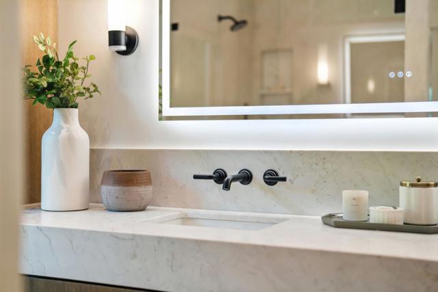 633 Manzanita Avenue, Corte Madera CA: https://media.crmls.org/mediaz/5f4cd01e-b2c4-4029-b10d-311c1c92dbcd.jpg