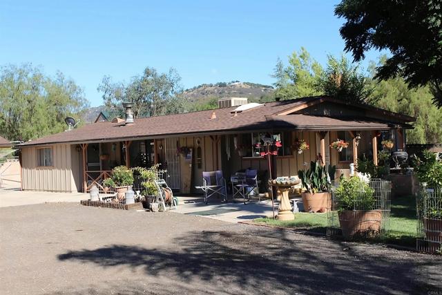 Detail Gallery Image 1 of 34 For 13853 Charlann Rd., Valley Center,  CA 92082 - 3 Beds | 1 Baths