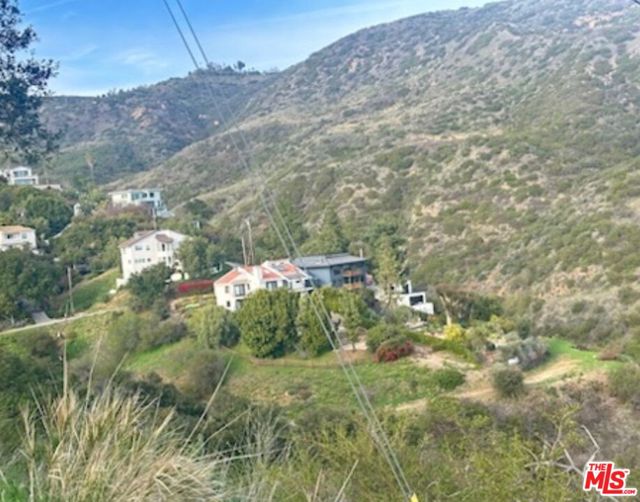 0 Mar Vista Ridge Drive, Malibu CA: https://media.crmls.org/mediaz/5f4e0e13-8ac8-40ea-bdb2-1570d2c7e8f6.jpg