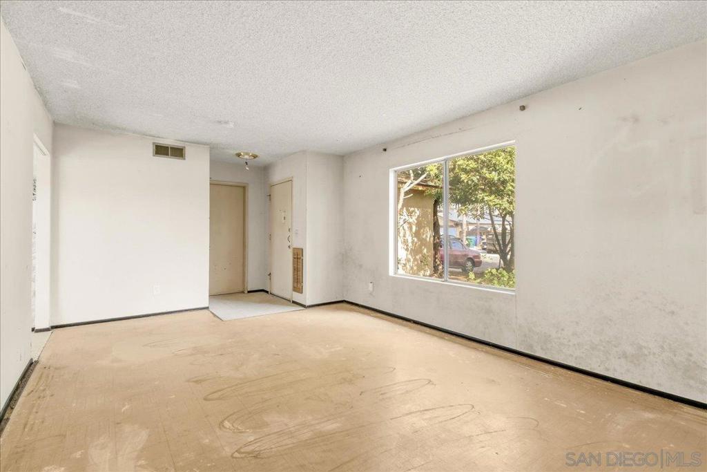 8824 Harlington Drive - photo 8