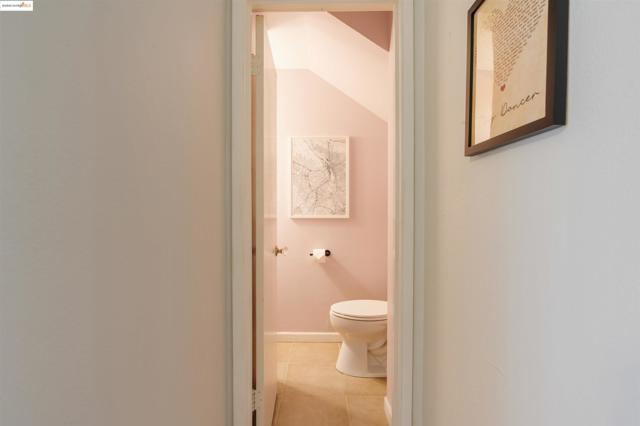 3055 TREAT BLVD, Concord CA: https://media.crmls.org/mediaz/5f5026fd-2a8b-4ace-a93f-360b6ef10340.jpg