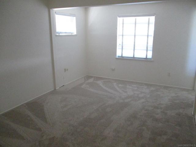 12445 Pipo, San Diego CA: https://media.crmls.org/mediaz/5f5029d2-b560-4c1f-86c5-127062945ed8.jpg