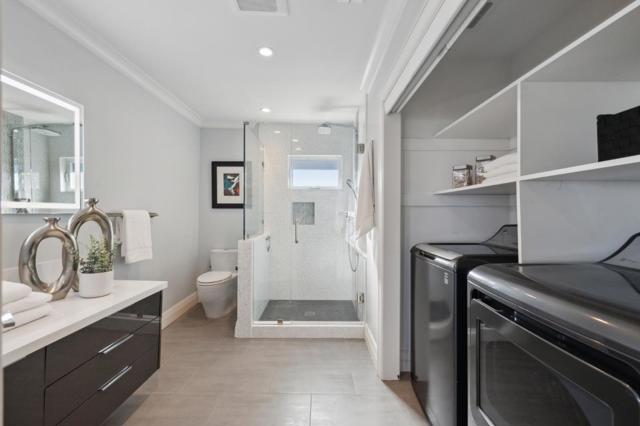560 California Way, Woodside CA: https://media.crmls.org/mediaz/5f50a761-6026-4171-8fb1-f378df74b561.jpg