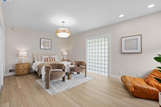 351 Elder Ave., Millbrae CA: https://media.crmls.org/mediaz/5f5129cb-e5d8-482a-82fc-8c8434743ea9.jpg
