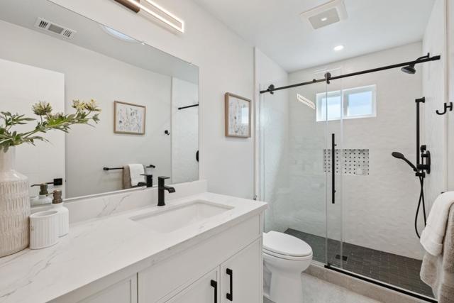 Image 11 of 25 For 1950 Hackett Avenue