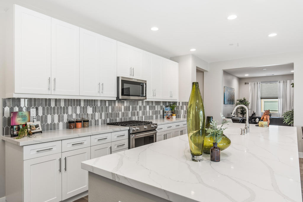 MLS #219134541DA image #2