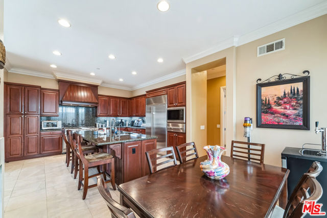 12530 Longacre Avenue, Granada Hills CA: https://media.crmls.org/mediaz/5f52493f-d77d-4dc4-b43c-79d35d804064.jpg