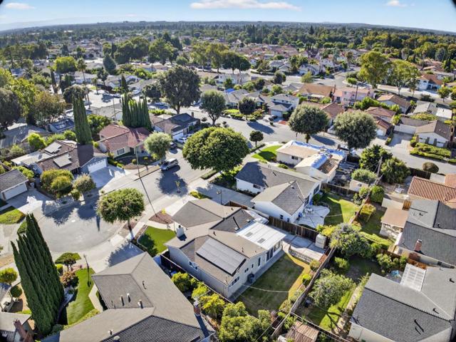 1464 Lucena Court, San Jose CA: https://media.crmls.org/mediaz/5f52f822-f67e-444d-b74c-f3c9910fde9e.jpg