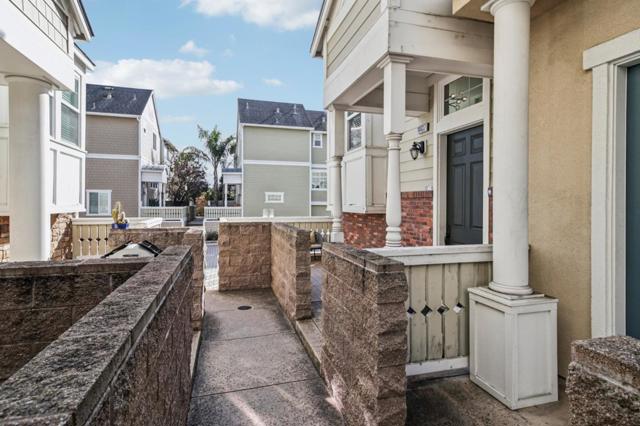 10837 N Stelling Road, Cupertino CA: https://media.crmls.org/mediaz/5f539d3c-162f-4090-8297-4d8f8e6d0869.jpg