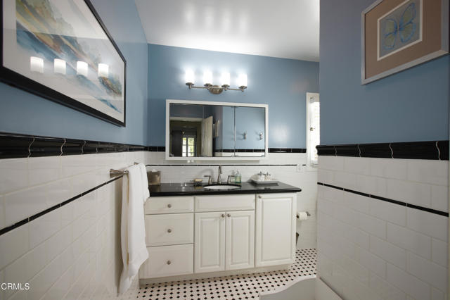 Detail Gallery Image 16 of 28 For 500 Eldora Rd, Pasadena,  CA 91104 - 4 Beds | 2/1 Baths