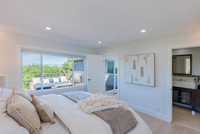 893 Madonna Way, Los Altos CA: https://media.crmls.org/mediaz/5f5449bf-2cb7-4a0b-bec6-74b6c5ad06f2.jpg