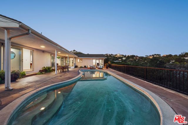 Drew Fenton | 968 Kenfield Avenue Los Angeles CA | MLS: 7503789 Drew Fenton | 968 Kenfield Avenue Los Angeles CA | MLS: 7503789