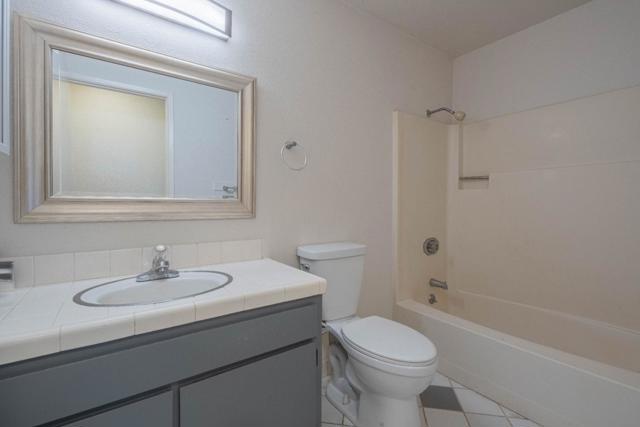 720 Clearview Drive, Hollister CA: https://media.crmls.org/mediaz/5f554ca8-fca7-4957-a1ca-00d4e6194cc3.jpg