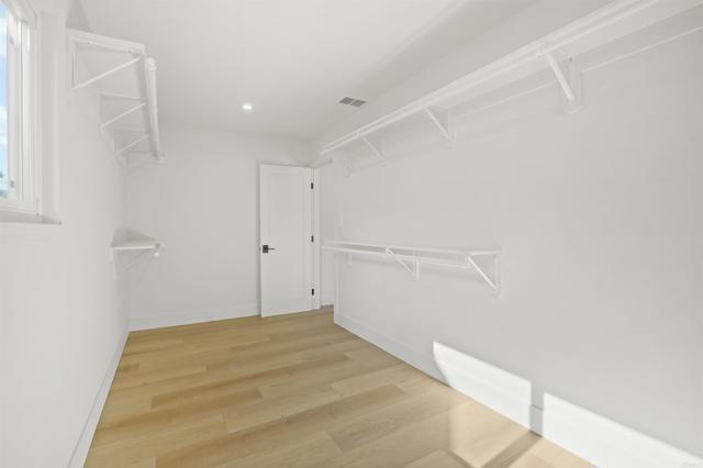 3130 Kerry Ln, Costa Mesa CA: https://media.crmls.org/mediaz/5f55d74a-1470-4884-97cb-b31a7a2446ff.jpg