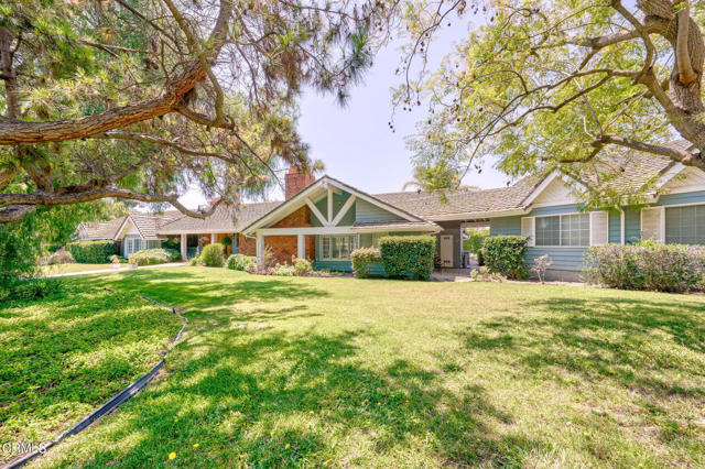 11616 E Las Posas Road, Camarillo CA: https://media.crmls.org/mediaz/5f56e0bf-b449-44cb-9194-bd0c72f01d98.jpg