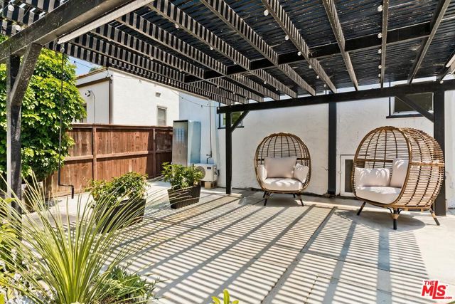 3706 Brunswick Avenue, Los Angeles CA: https://media.crmls.org/mediaz/5f56fa94-6b69-4251-8bb5-f2de1e75638a.jpg