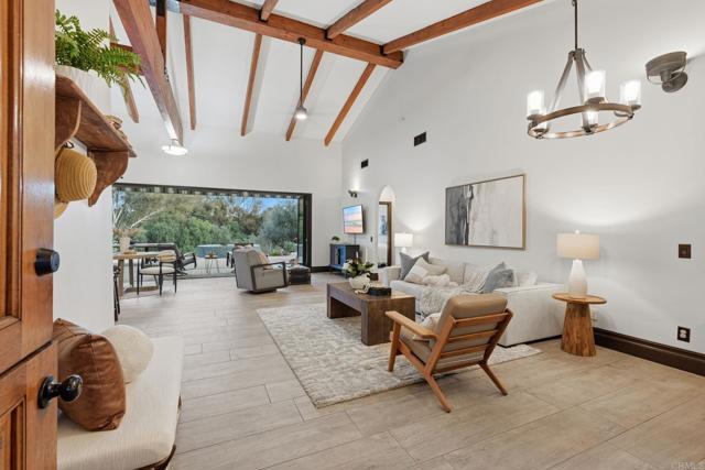 Detail Gallery Image 12 of 67 For 1111 Palomino Rd, Fallbrook,  CA 92028 - 4 Beds | 3 Baths