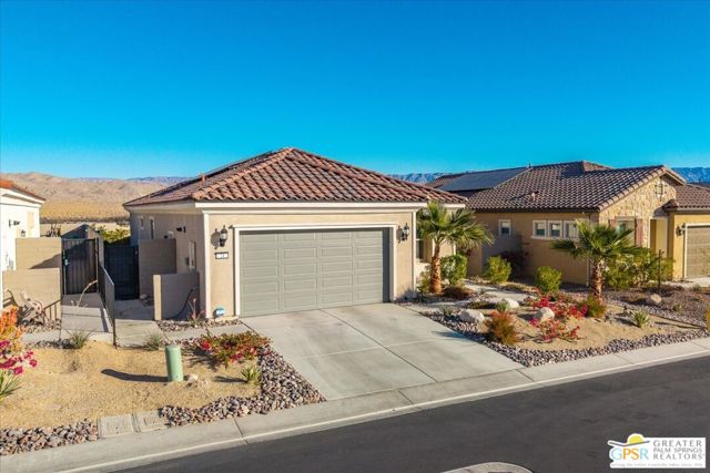 24 Zinfandel, Rancho Mirage CA: https://media.crmls.org/mediaz/5f57cb71-021b-48fc-9af8-11c796de39df.jpg